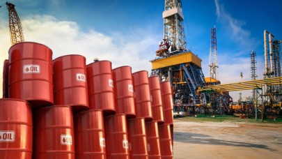 Petrol Fiyatları Yükselişe Geçti: Trump'ın Açıklamaları ve Stok Verileri Piyasayı Hareketlendirdi