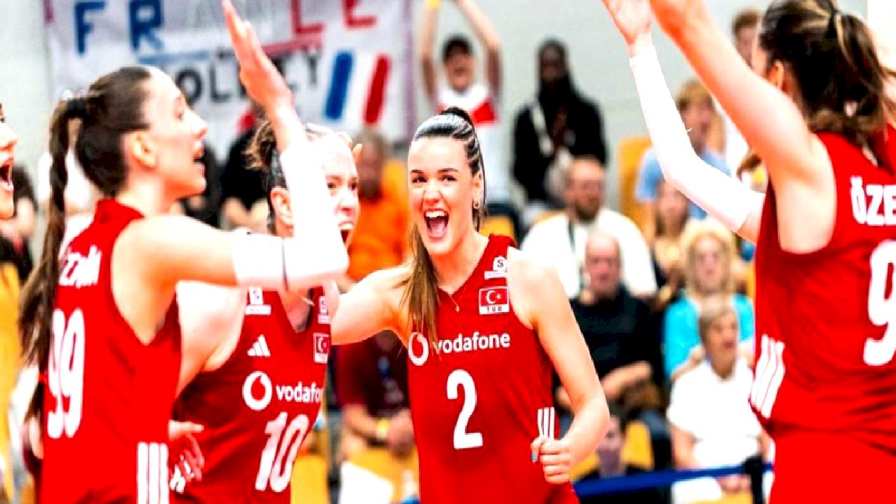 U18 Kadın Milli Takımı Avrupa İkincisi